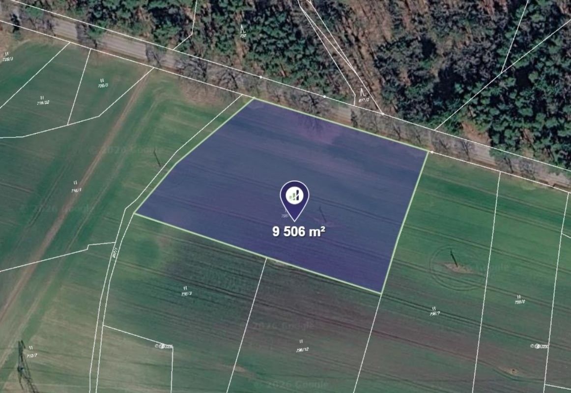 Louka, 9 506 m²