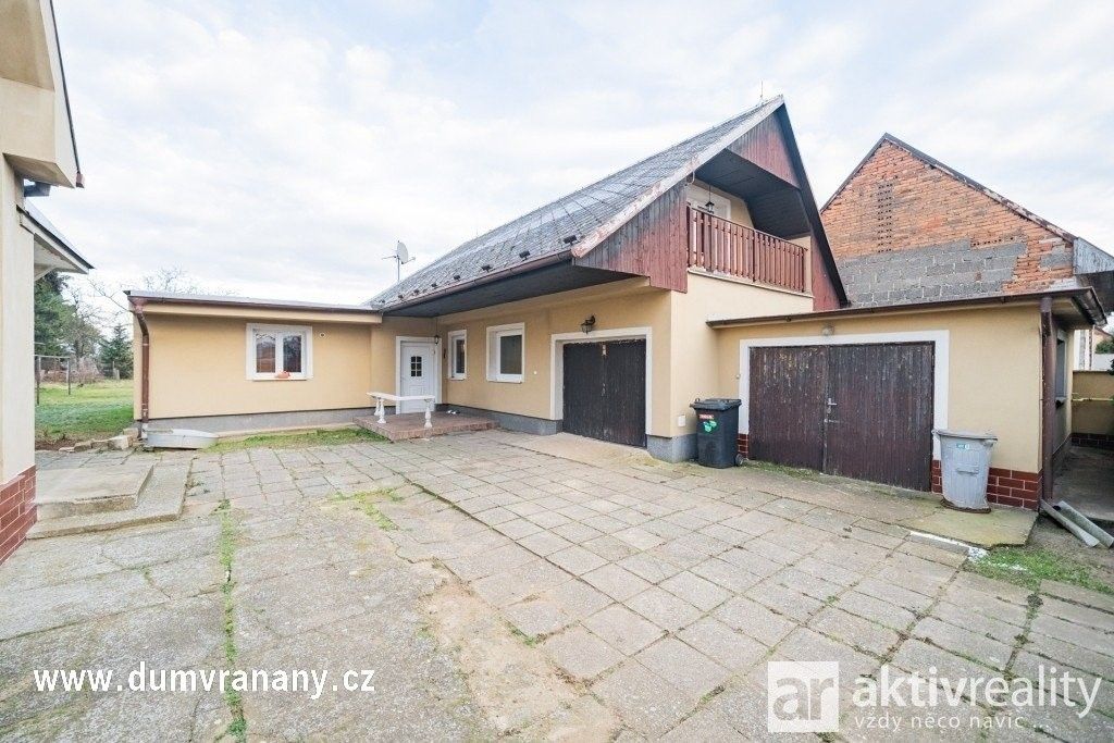 Rodinné domy, Vraňany, 223 m²