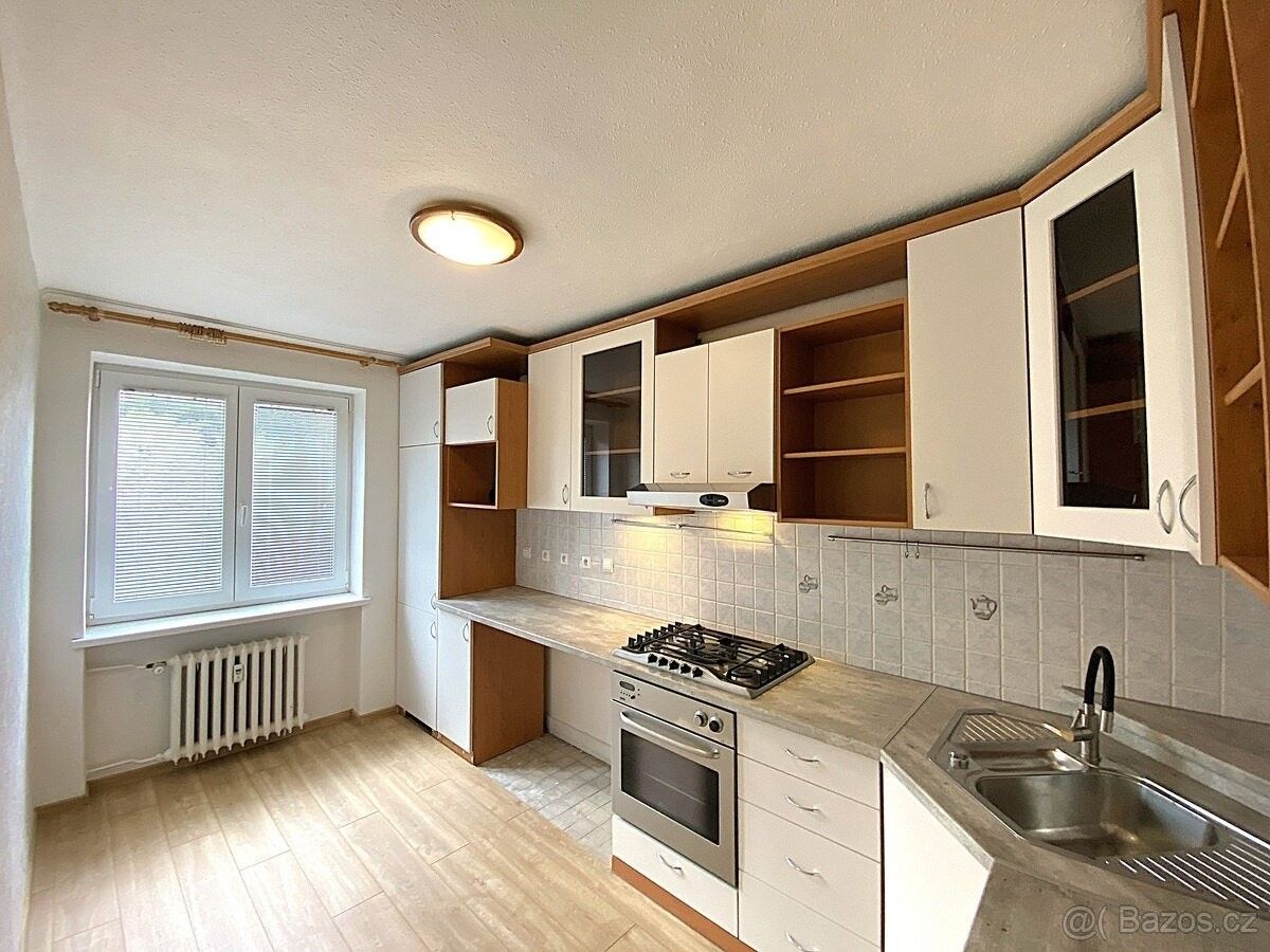 Byty, Ostrava, 702 00 - 1