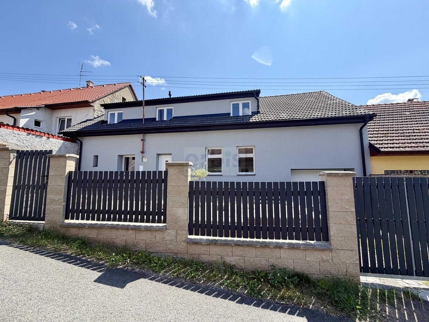 Rodinné domy, Prostřední, Lišany, 240 m² - 2