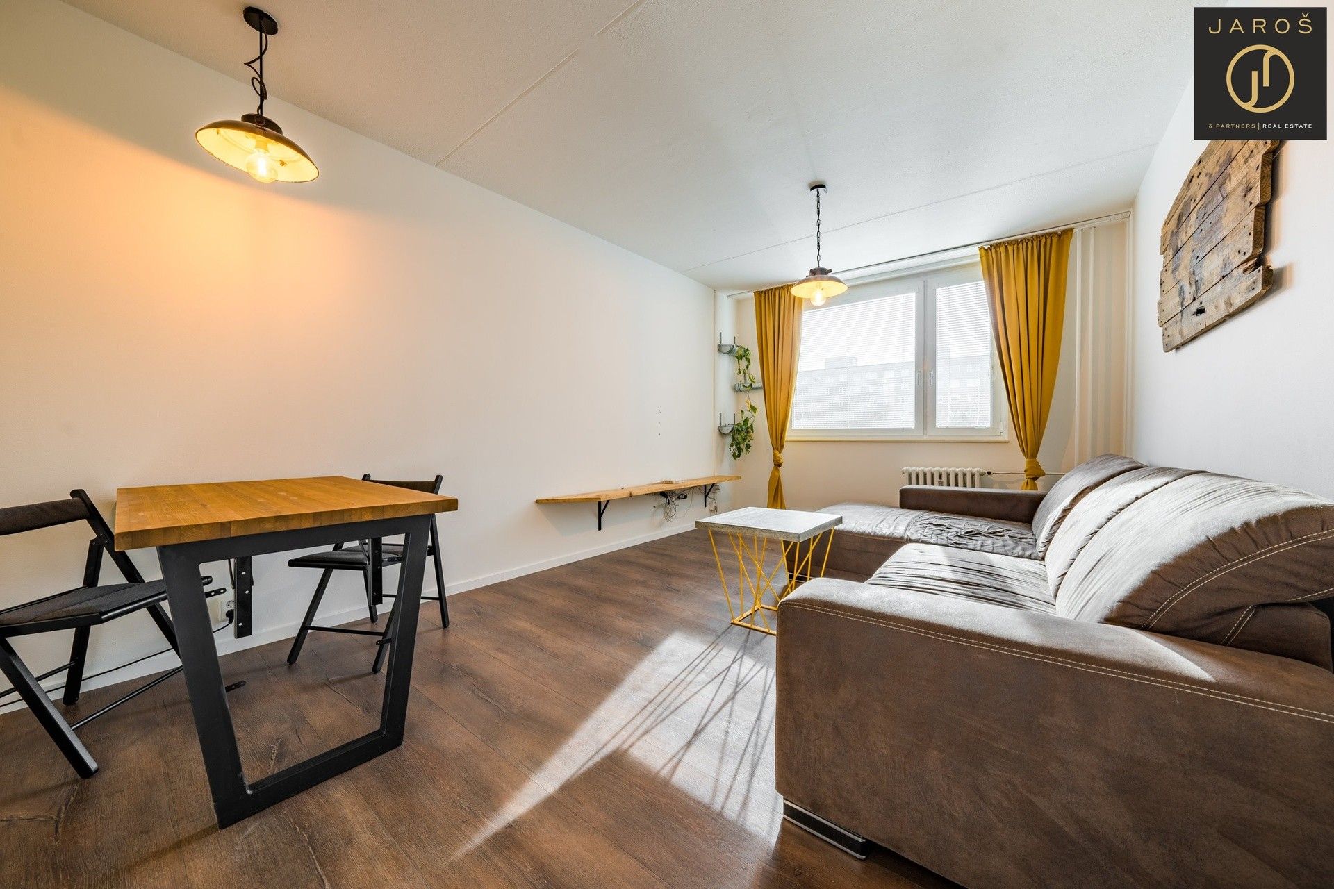 Byt 2+kk · 45 m² · Vít. Nezvala 754, Kladno - 3