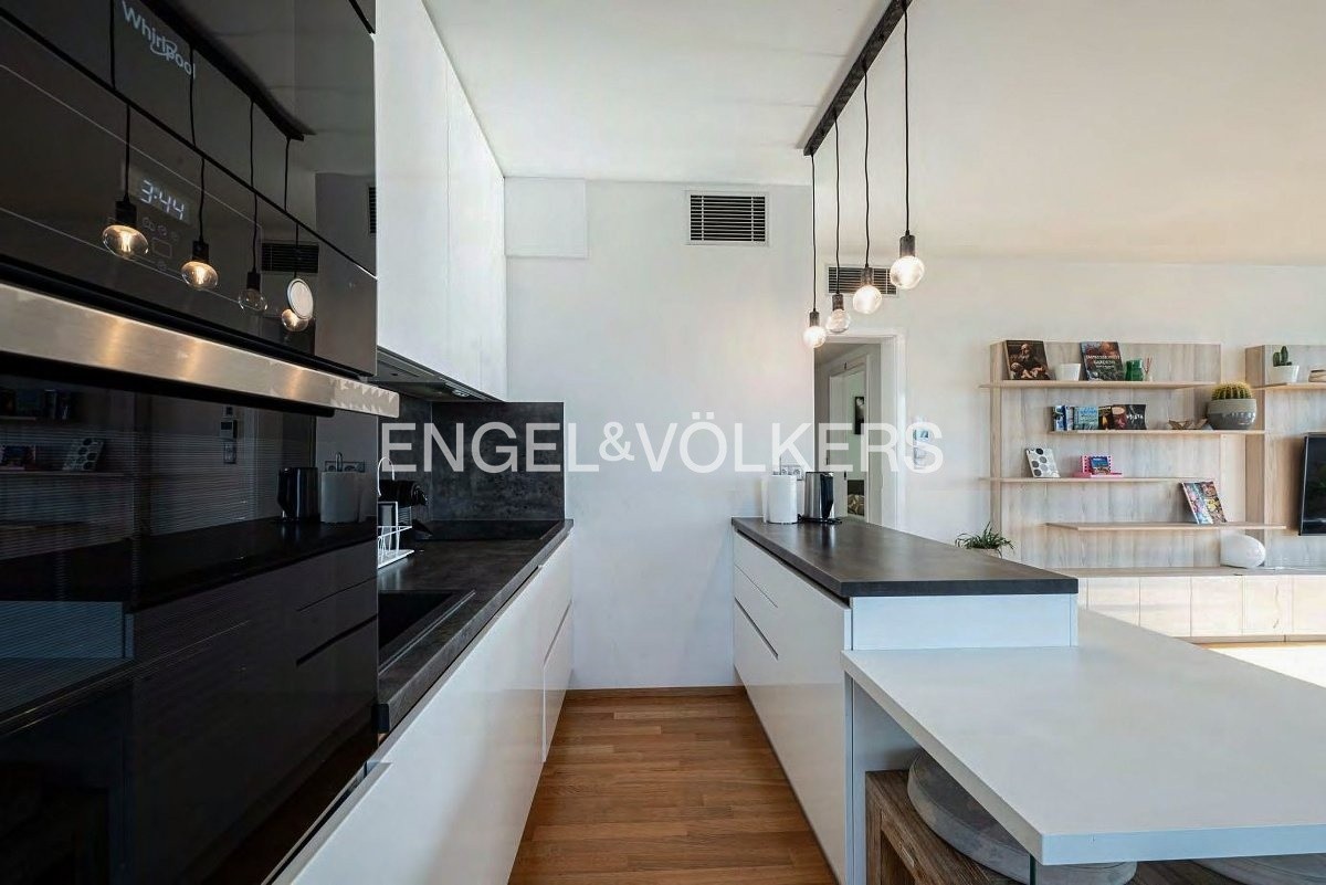Byt 4+kk · 132 m² · Olšanská 2898, Praha Žižkov - 4