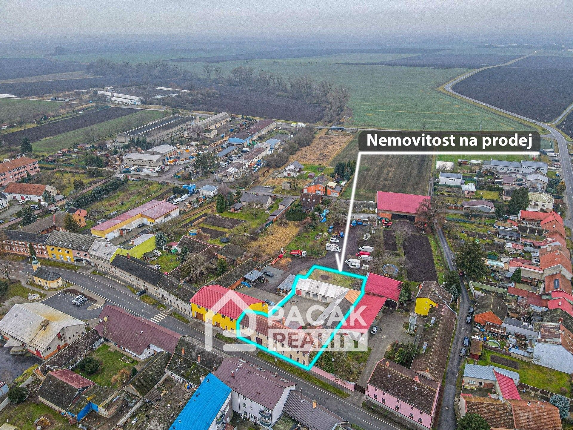 Sklad, 660 m²