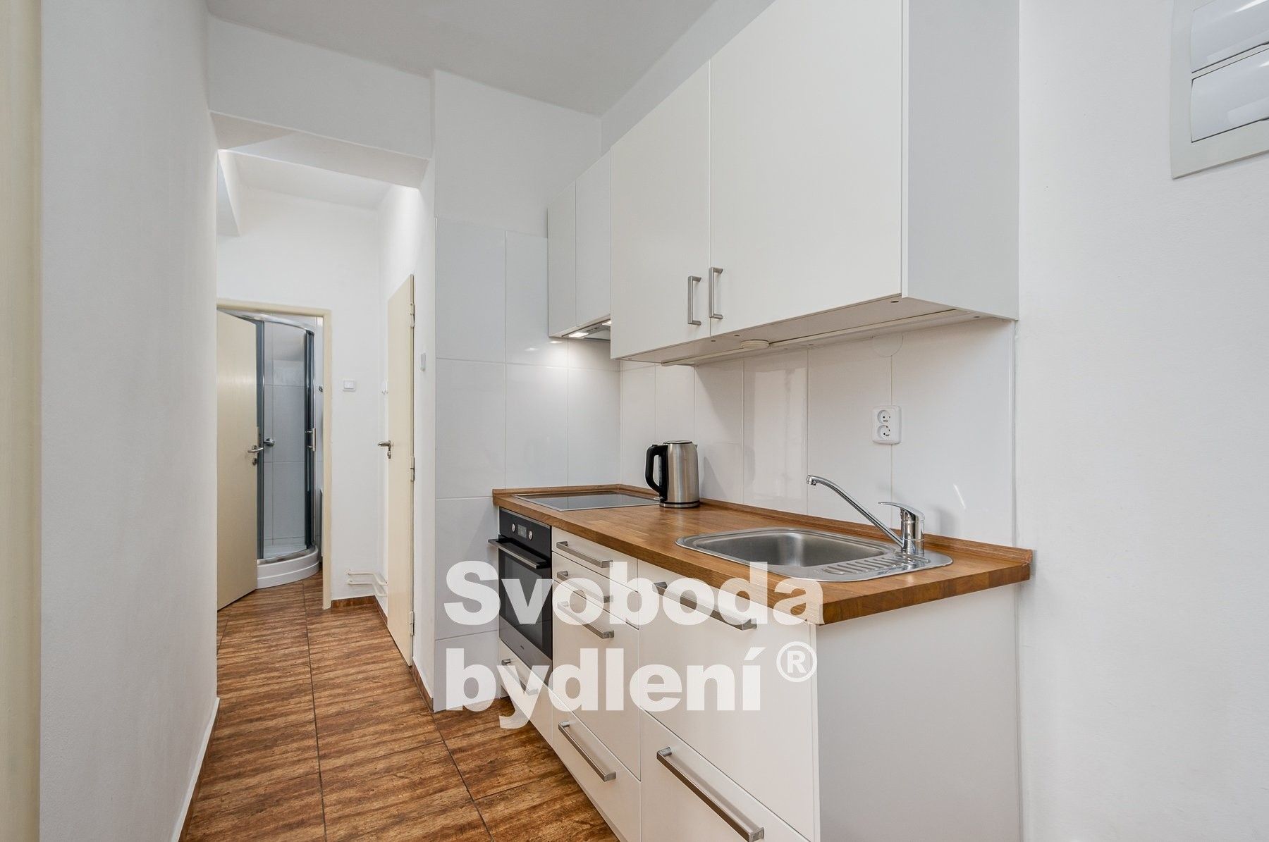 Pronájem byt 2+kk - Za Hládkovem, Praha, 39 m²