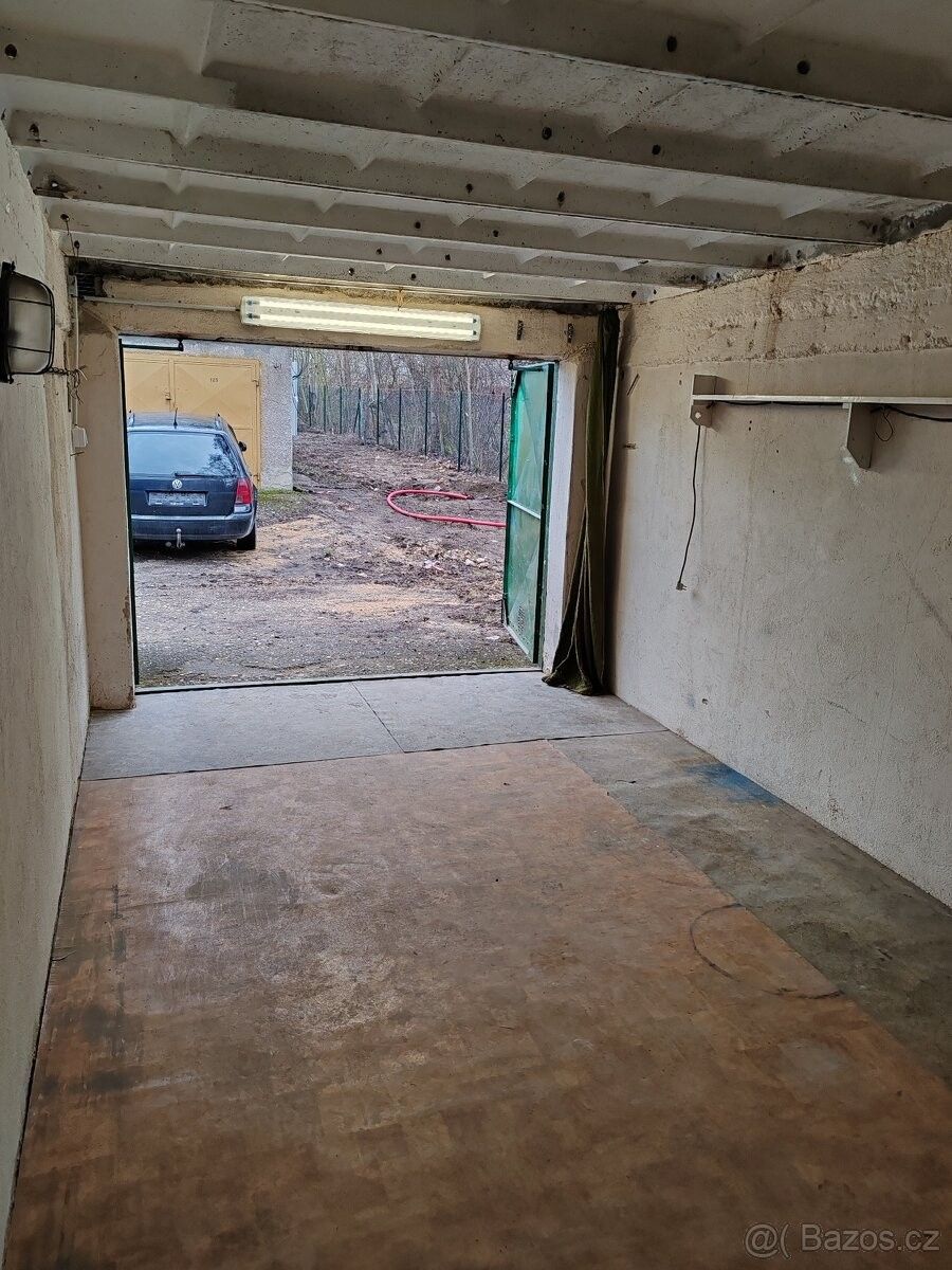 Prodej garáž - Slaný, 274 01