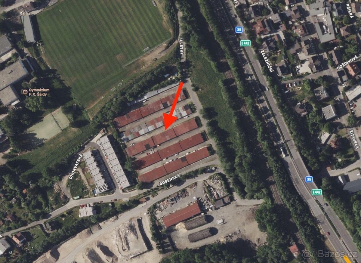 Garáže, Liberec, 460 01