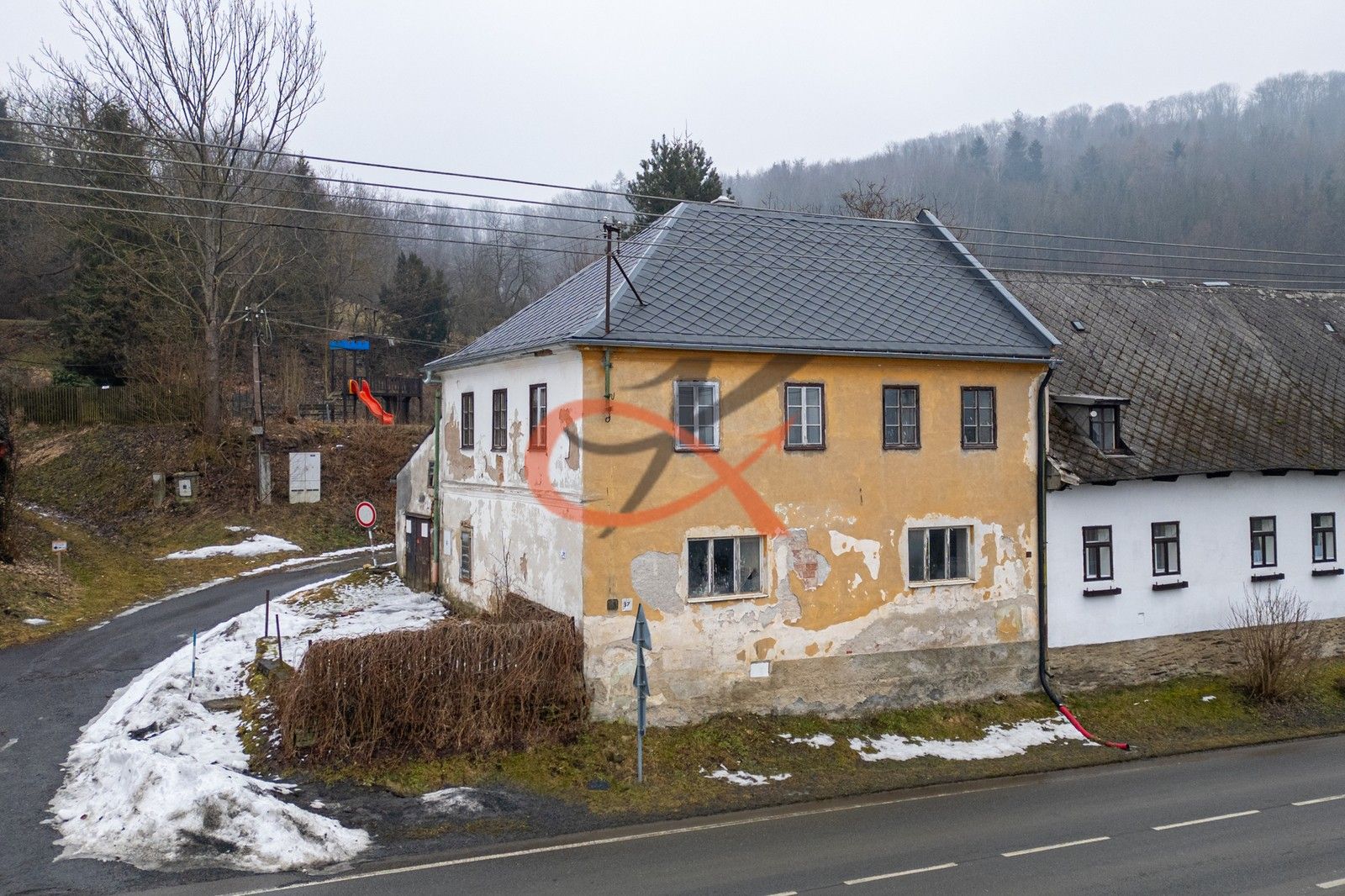 Prodej rodinný dům - Sovinec, Jiříkov, 300 m²
