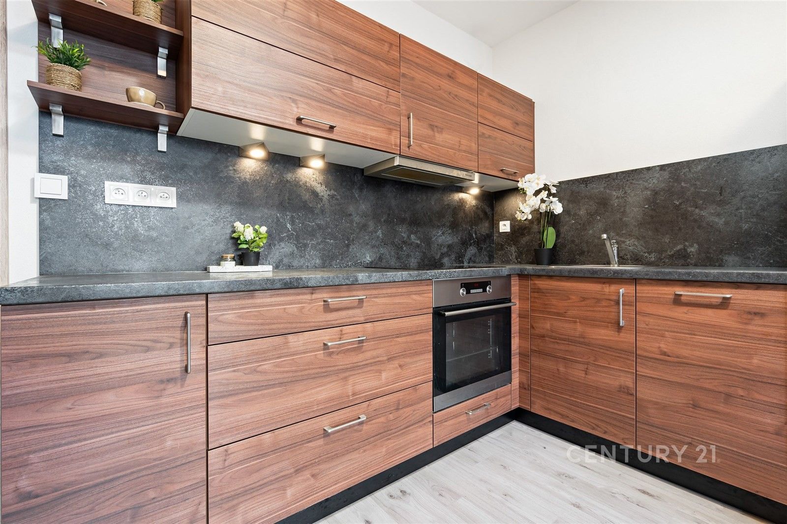 Prodej byt 2+kk - Poděbradova 3031, Plzeň, 43 m²