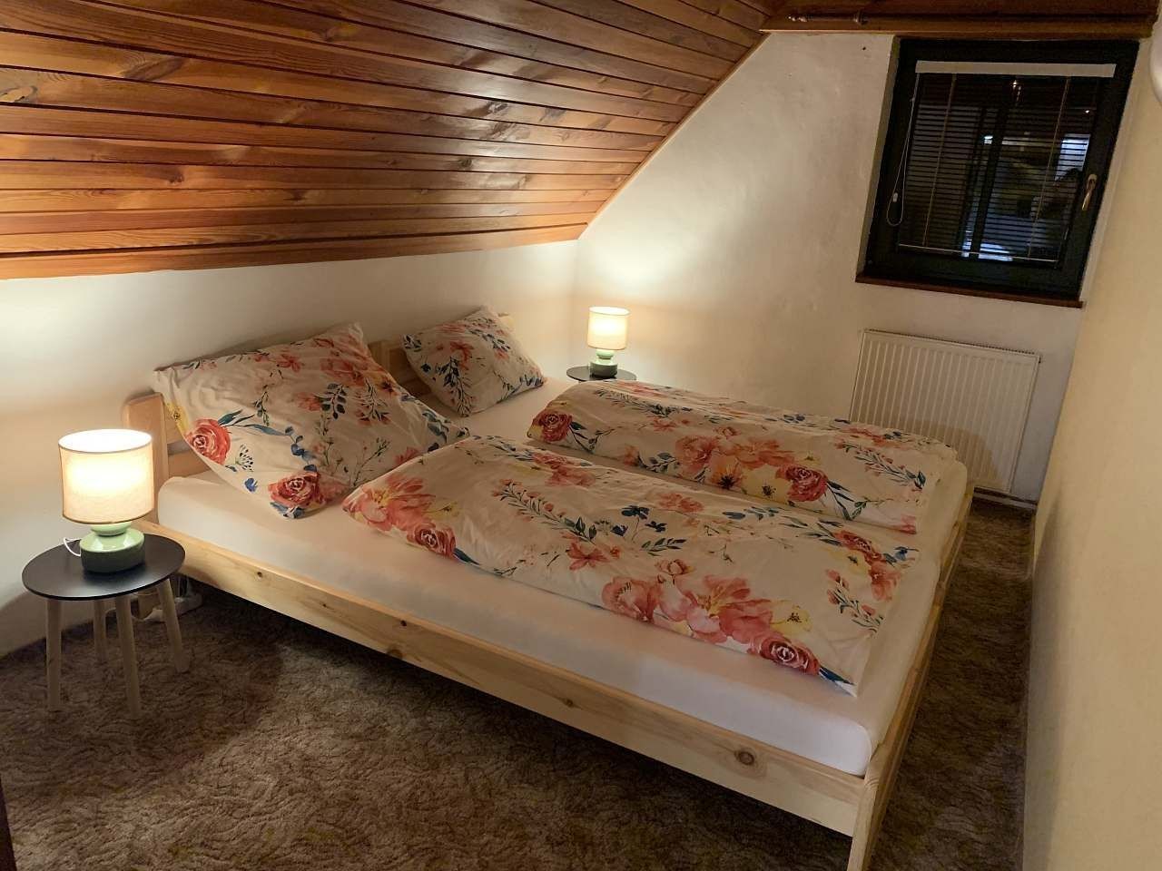 Chaty, Trutnov - Babí, Královéhradecký kraj - 2