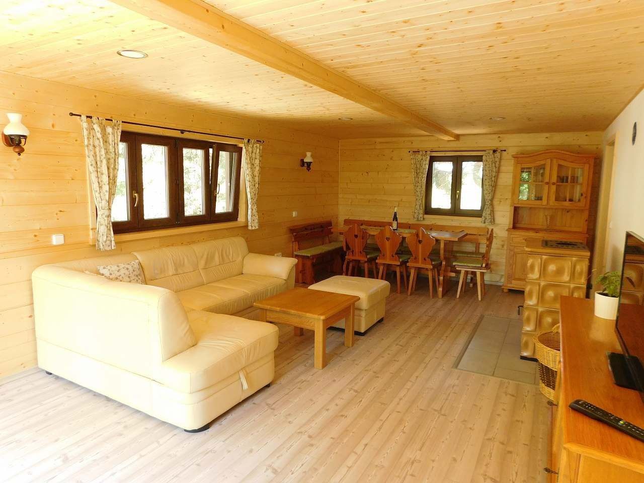 Chaty, Lišov - Horní Slověnice, Jihočeský kraj - 2