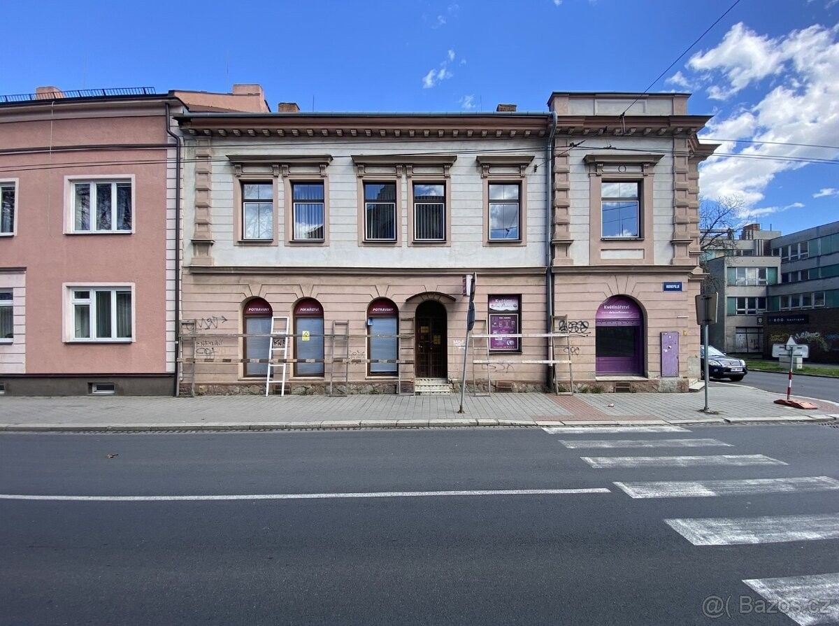 Rodinné domy, Ostrava, 702 00 - 2