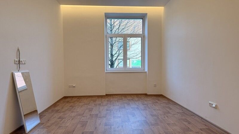 Kanceláře, Podivín, 691 45