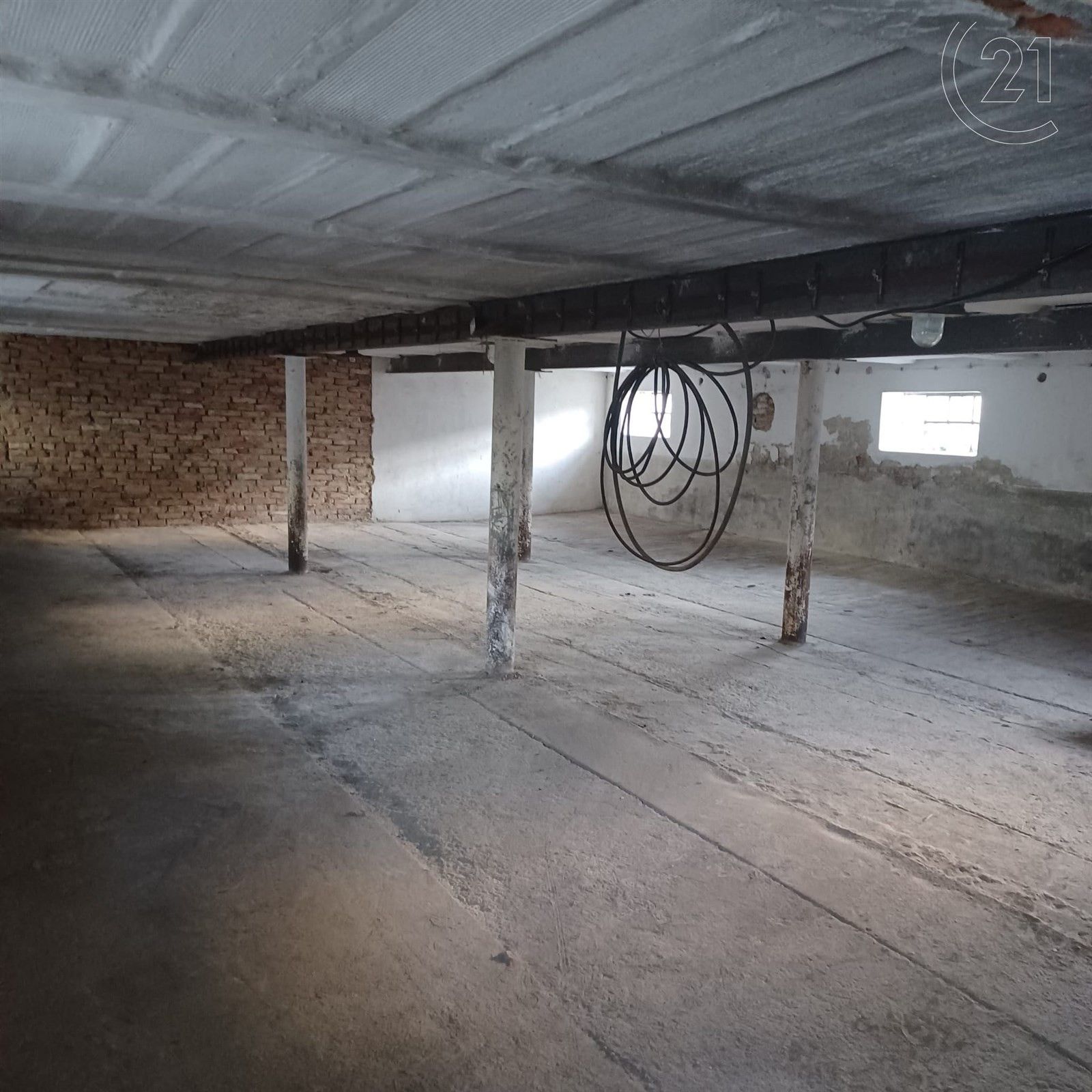 Pronájem sklad - Záříčí, 70 m²