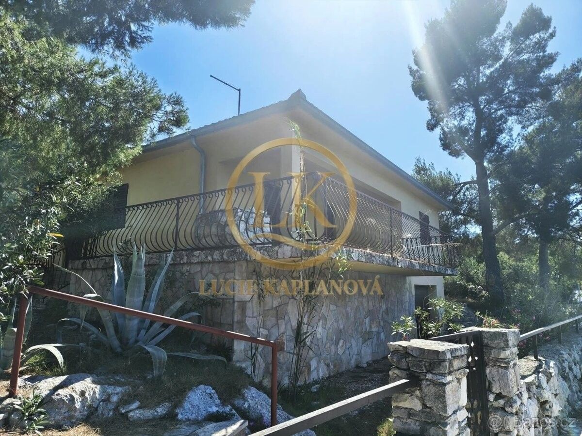 Rodinné domy, 987 66, Zahraničí - 1