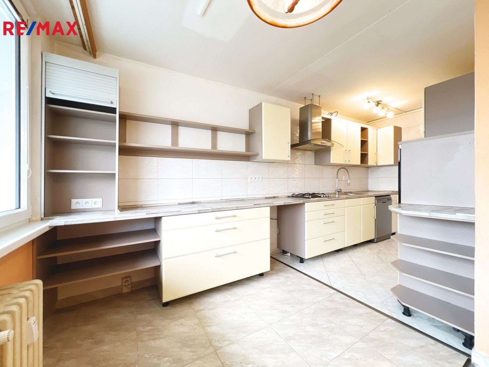 Prodej byt 3+kk - Píškova, Praha, 77 m²