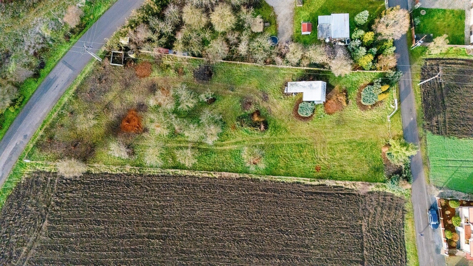 Prodej pozemek pro bydlení - Beroun, 2 439 m²