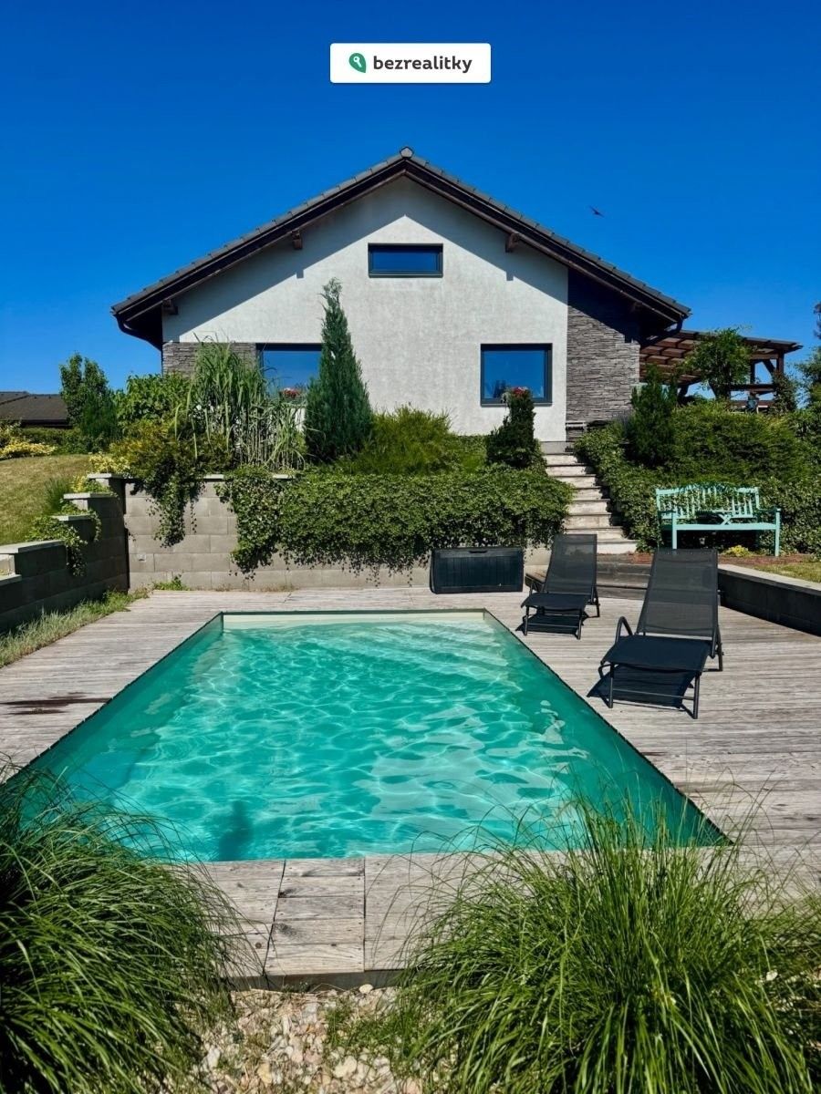 Rodinné domy, Vlčice, 195 m²