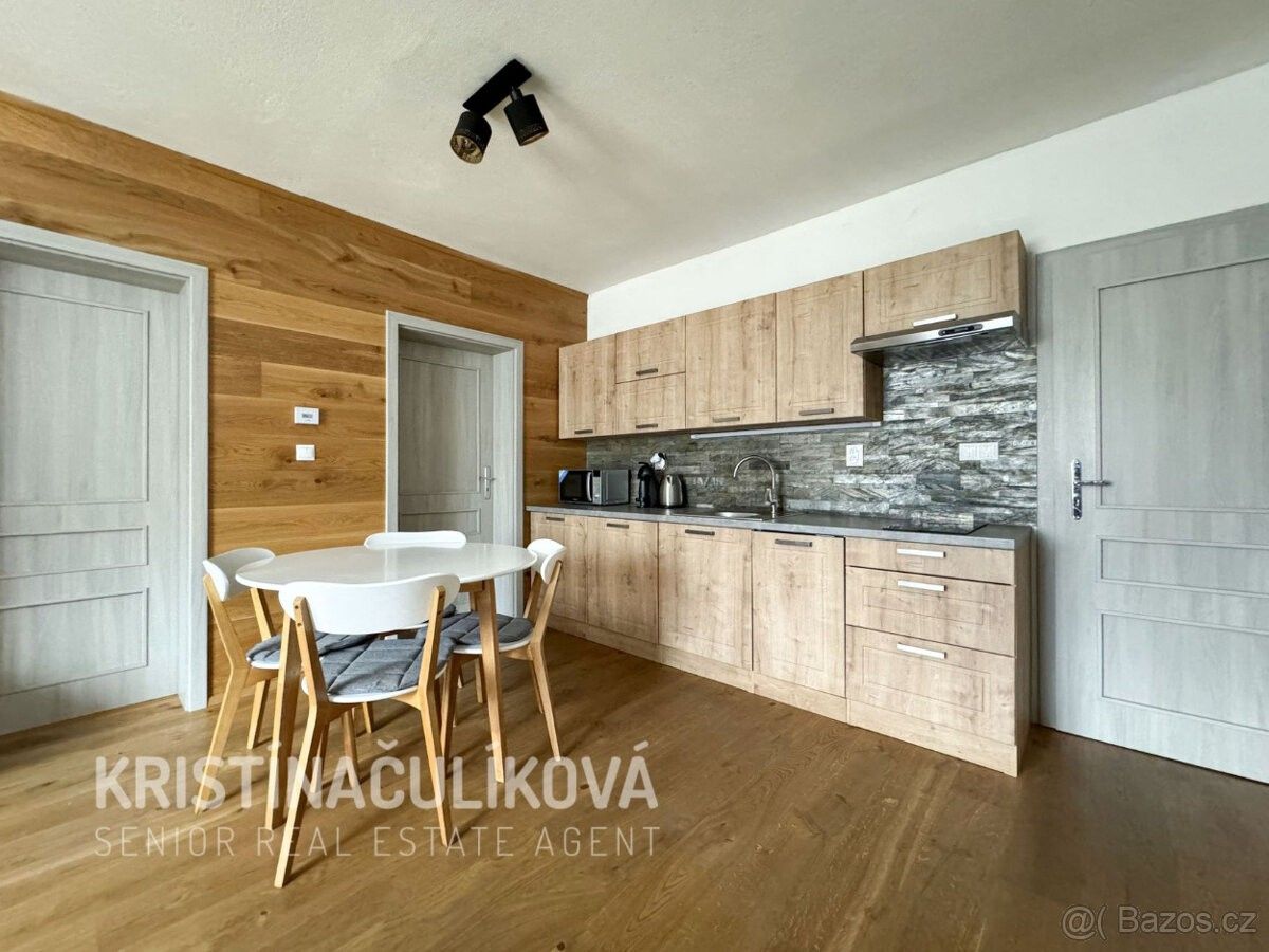 Prodej byt - 987 65, Slovensko