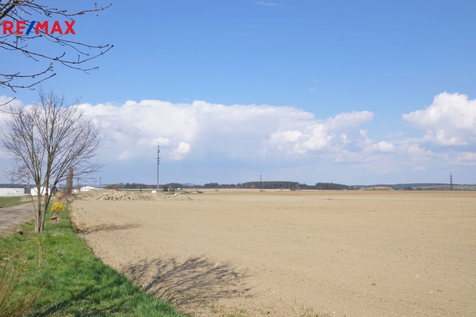 Pozemky pro bydlení, Opařany, 4 689 m²