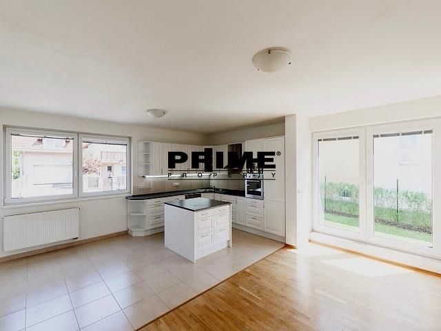 Rodinný dům · 350 m² · Pod Valem II. 954, Průhonice - 4