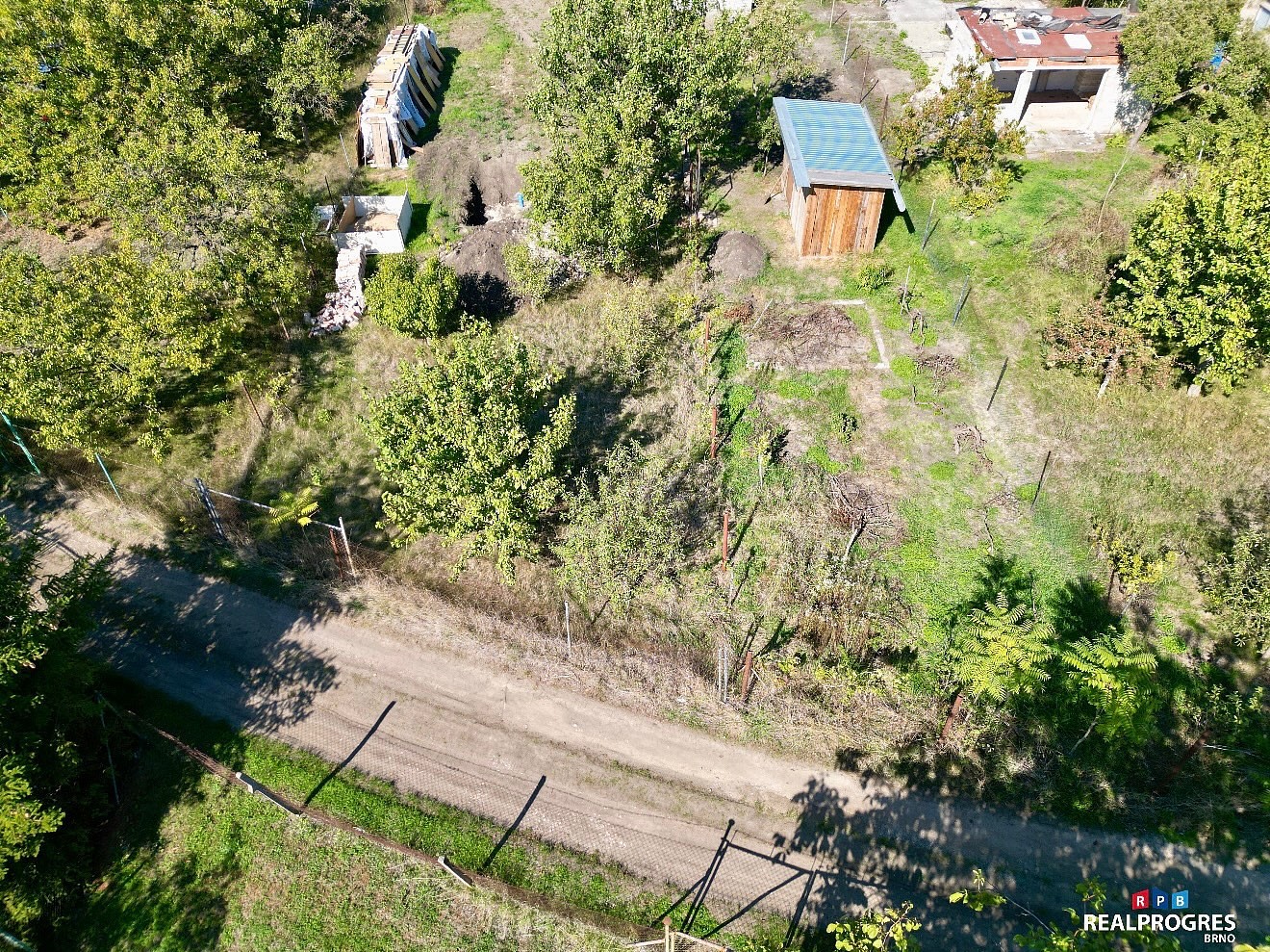 Pozemky pro bydlení, Újezd u Brna, okres Brno-venkov - 2