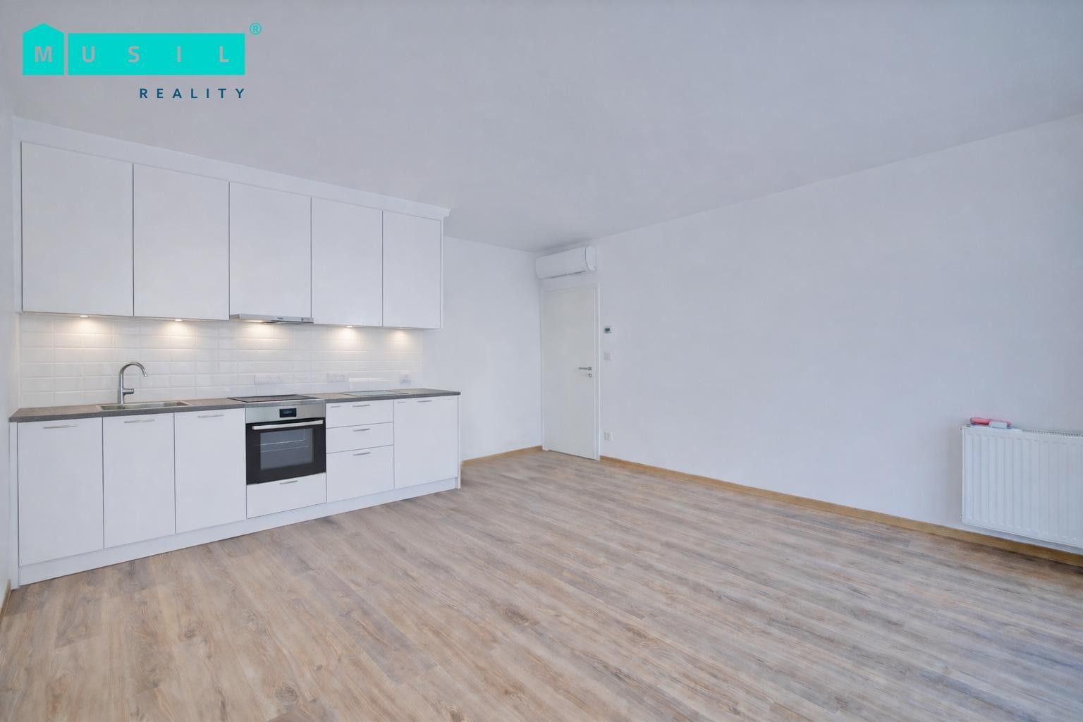 2+kk, Jižní, Olomouc, 65 m²