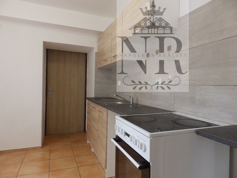 Pronájem byt - Zbraslavice, 285 21