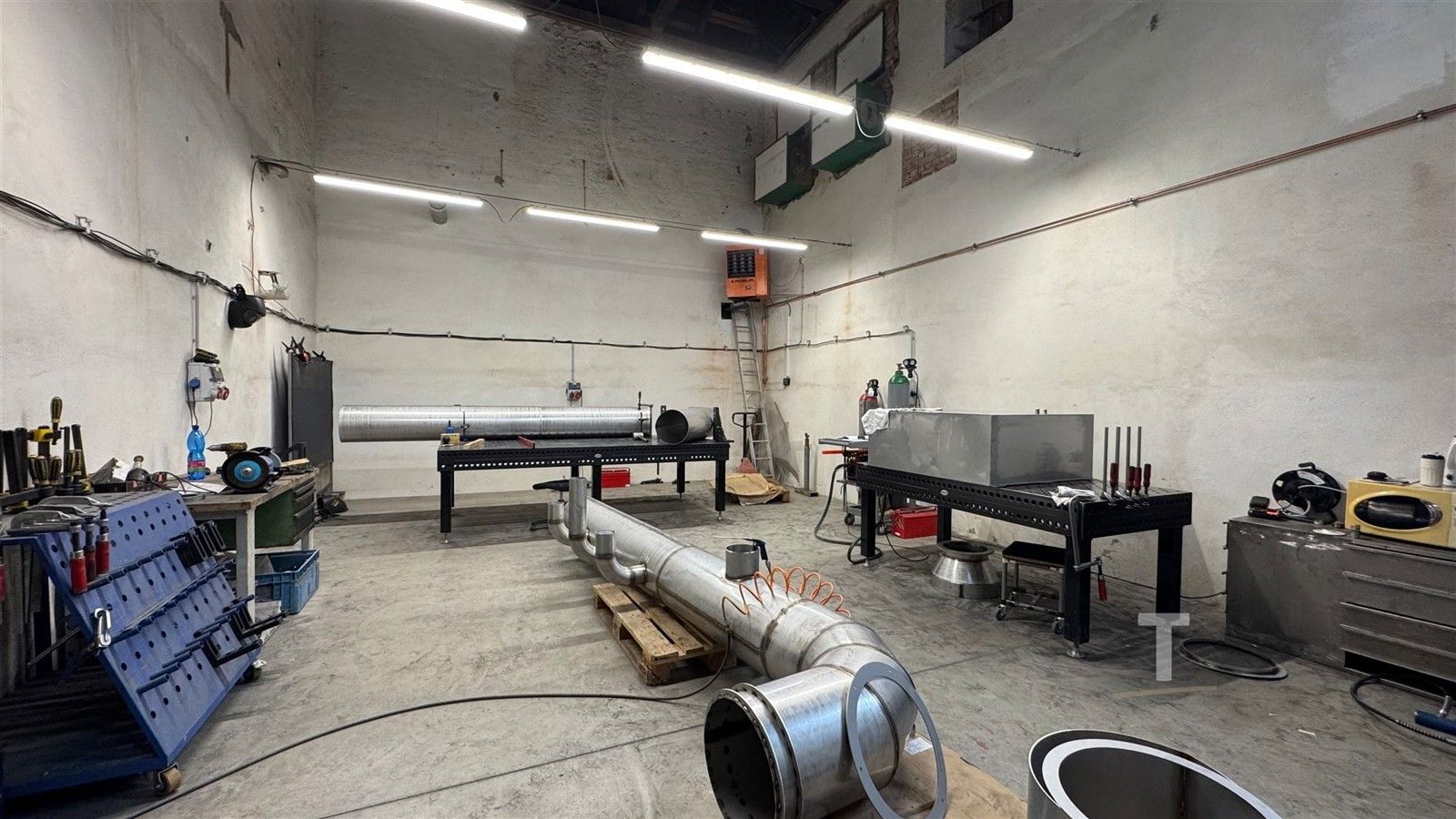 Pronájem výrobní prostory - Lhota Rapotina, 125 m²