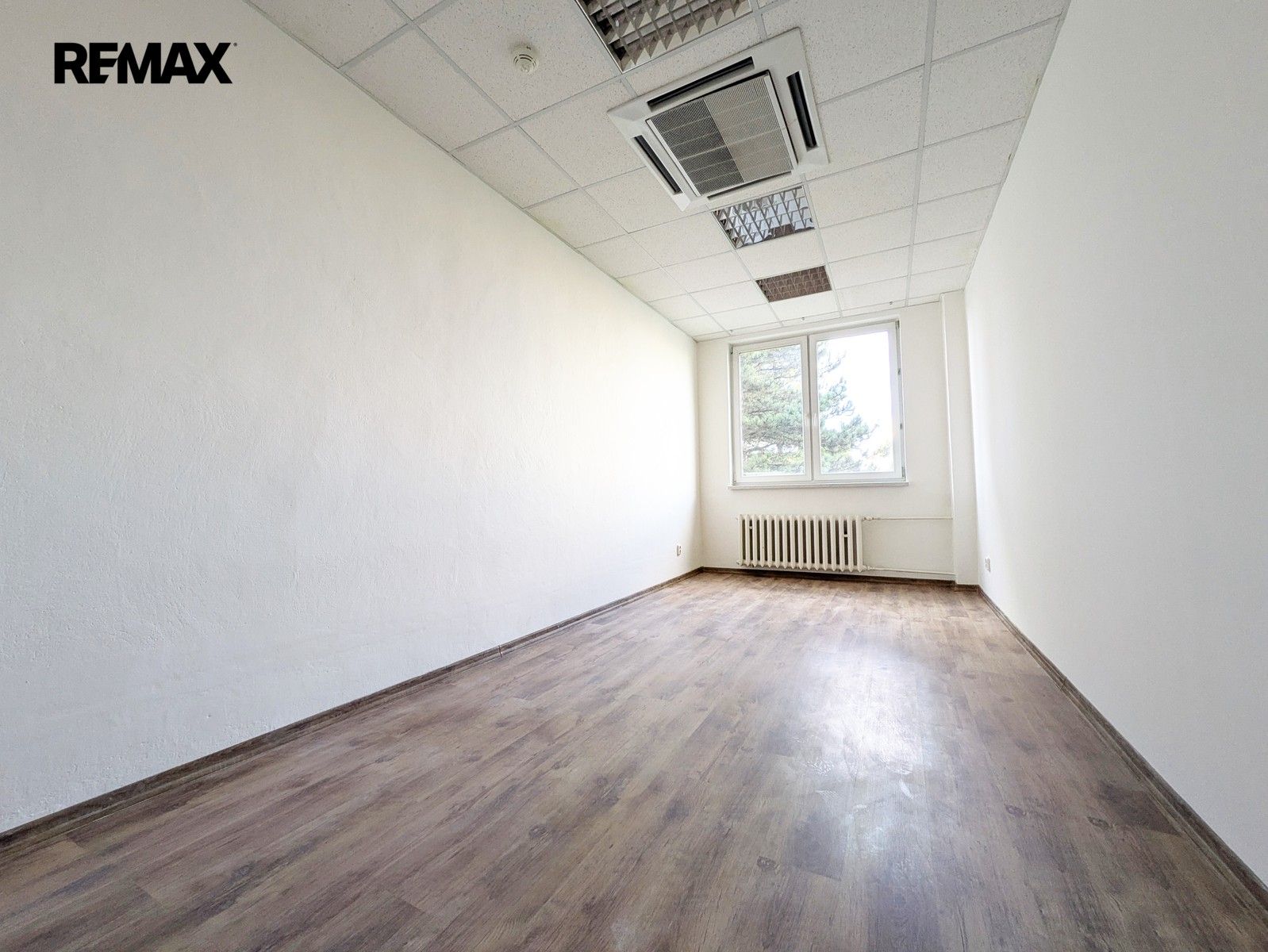 Kanceláře, Lidická, Havířov Šumbark, 36 m²
