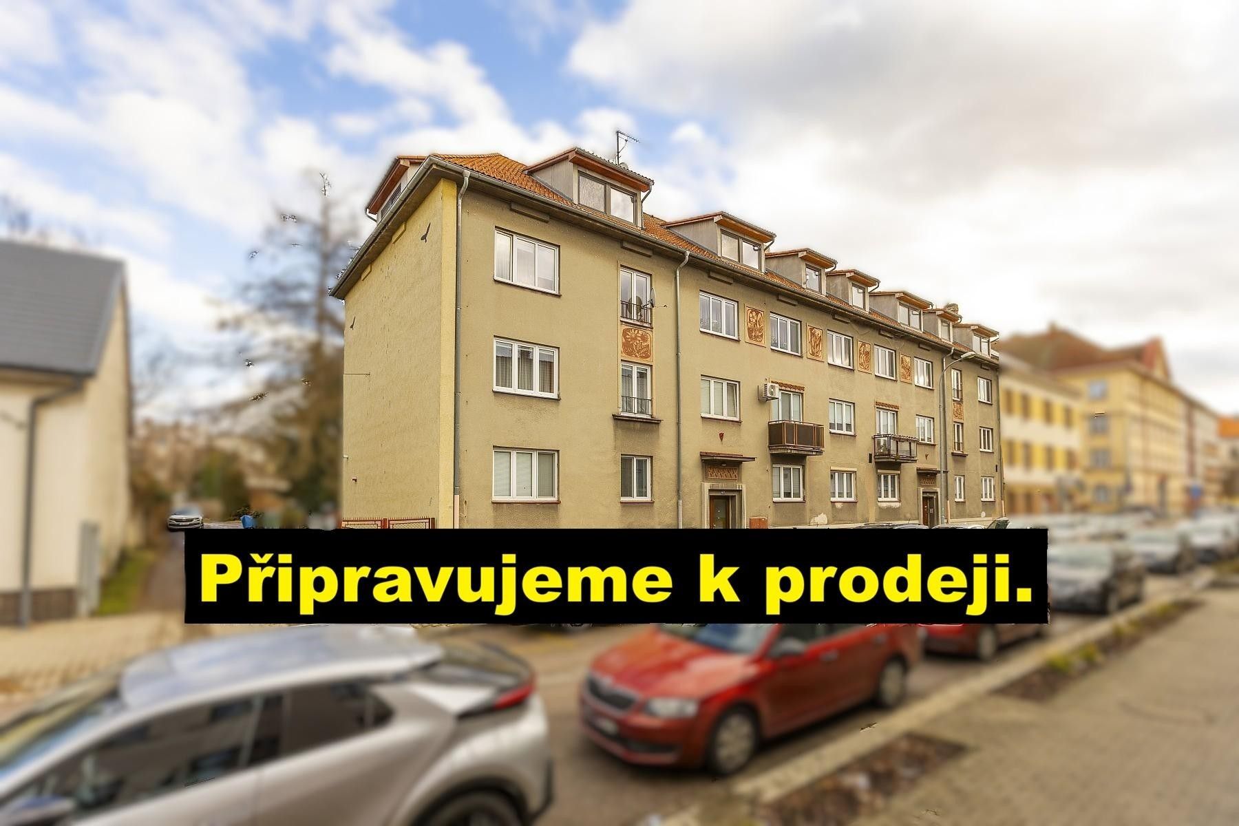 2+1, Češkova, Pardubice, 66 m²