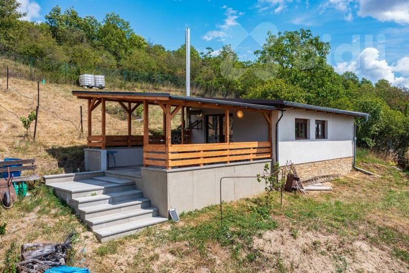 Chaty, Velké Žernoseky, 40 m² - 1