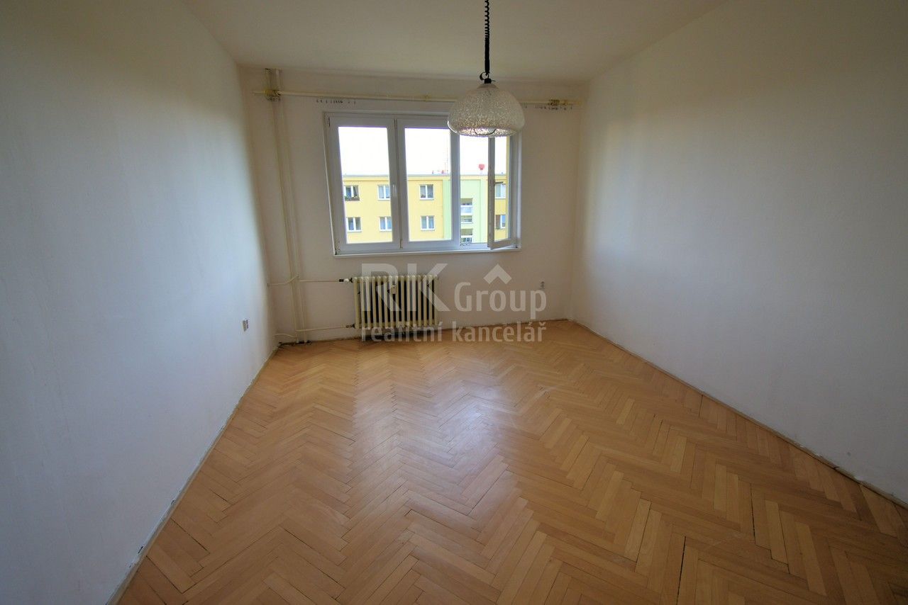 Byt 1+1 · 35 m² · Nad vodovodem, Praha - 4