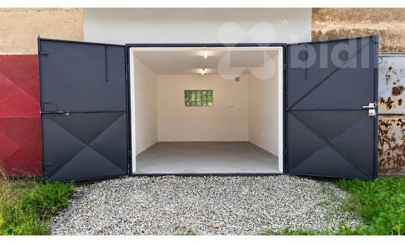 Garáže, Třanovského, Třinec Staré Město, 20 m²