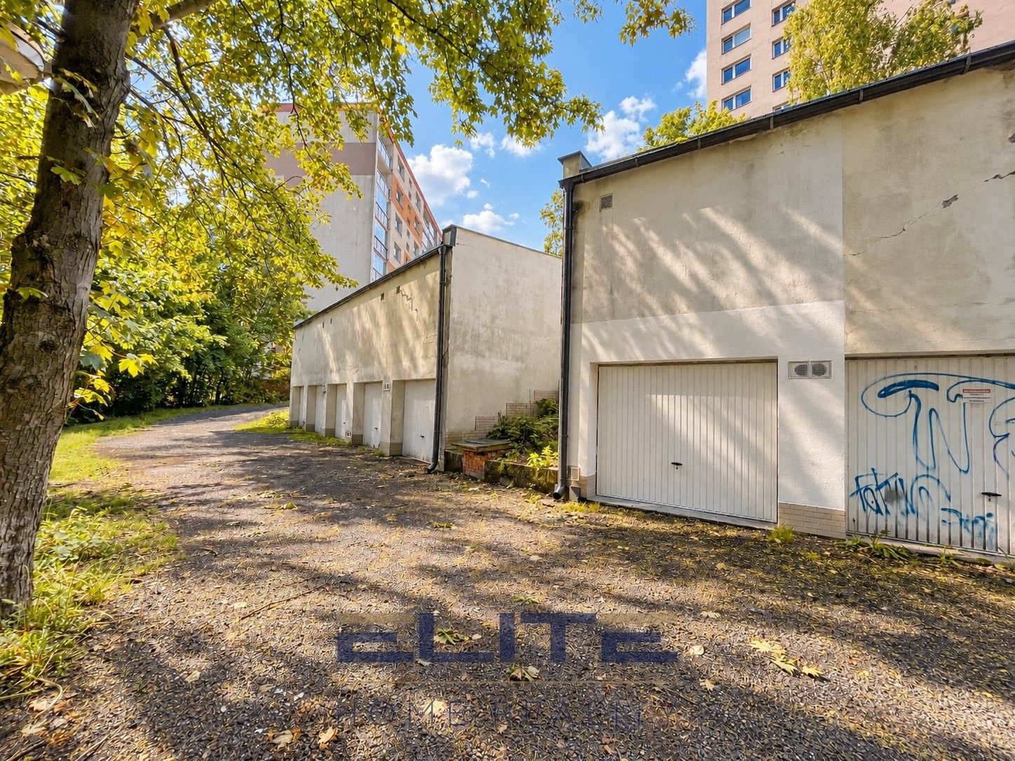 Garáže, Vlnařská, Liberec VI-Rochlice, 14 m² - 1