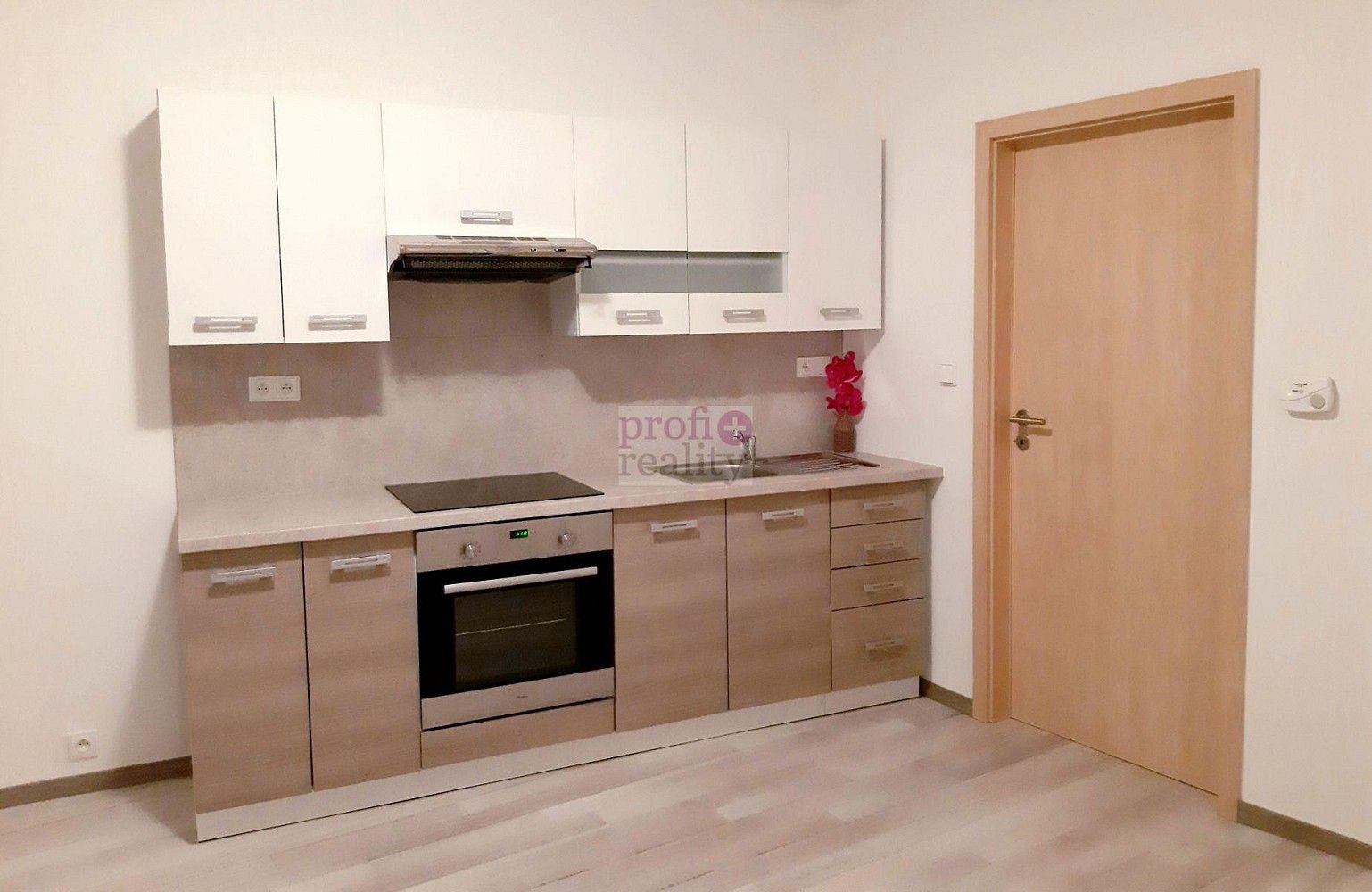 Byt 1+kk · 24 m² · nám. 3. května, Otrokovice, okres Zlín - 3