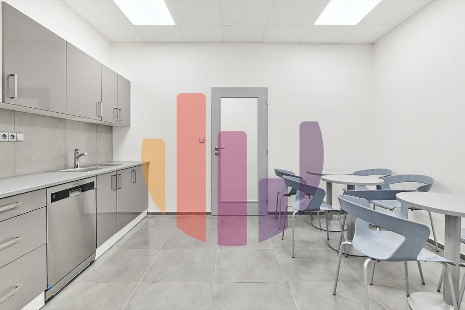 Pronájem kancelář - Praha - Vysočany, okres Praha 9, Hlavní město Praha, 200 m² - 5