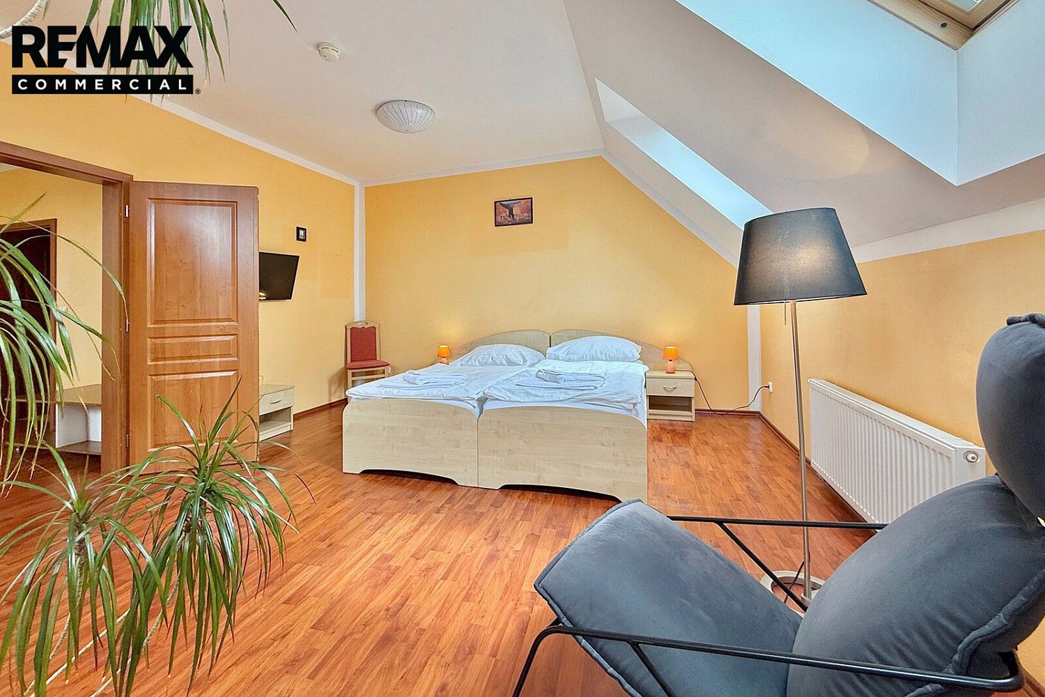 Ubytovací zařízení · 1 360 m² · Blšany, okres Louny, Ústecký kraj - 3
