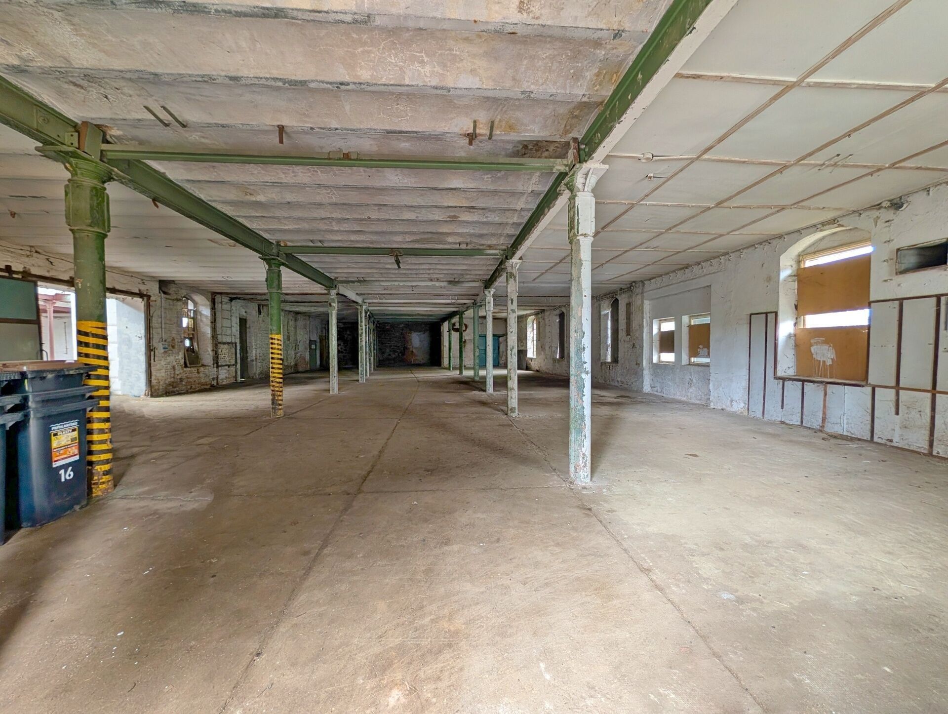 Sklad · 1 333 m² · Dětřichov - 3