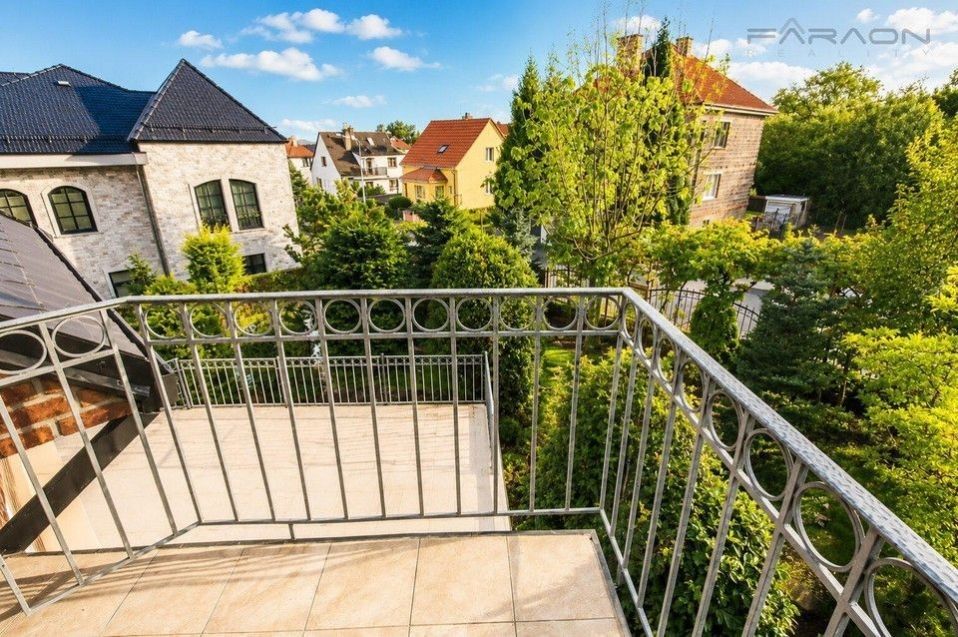 Vila · 384 m² · Druhého odboje, Praha - 4
