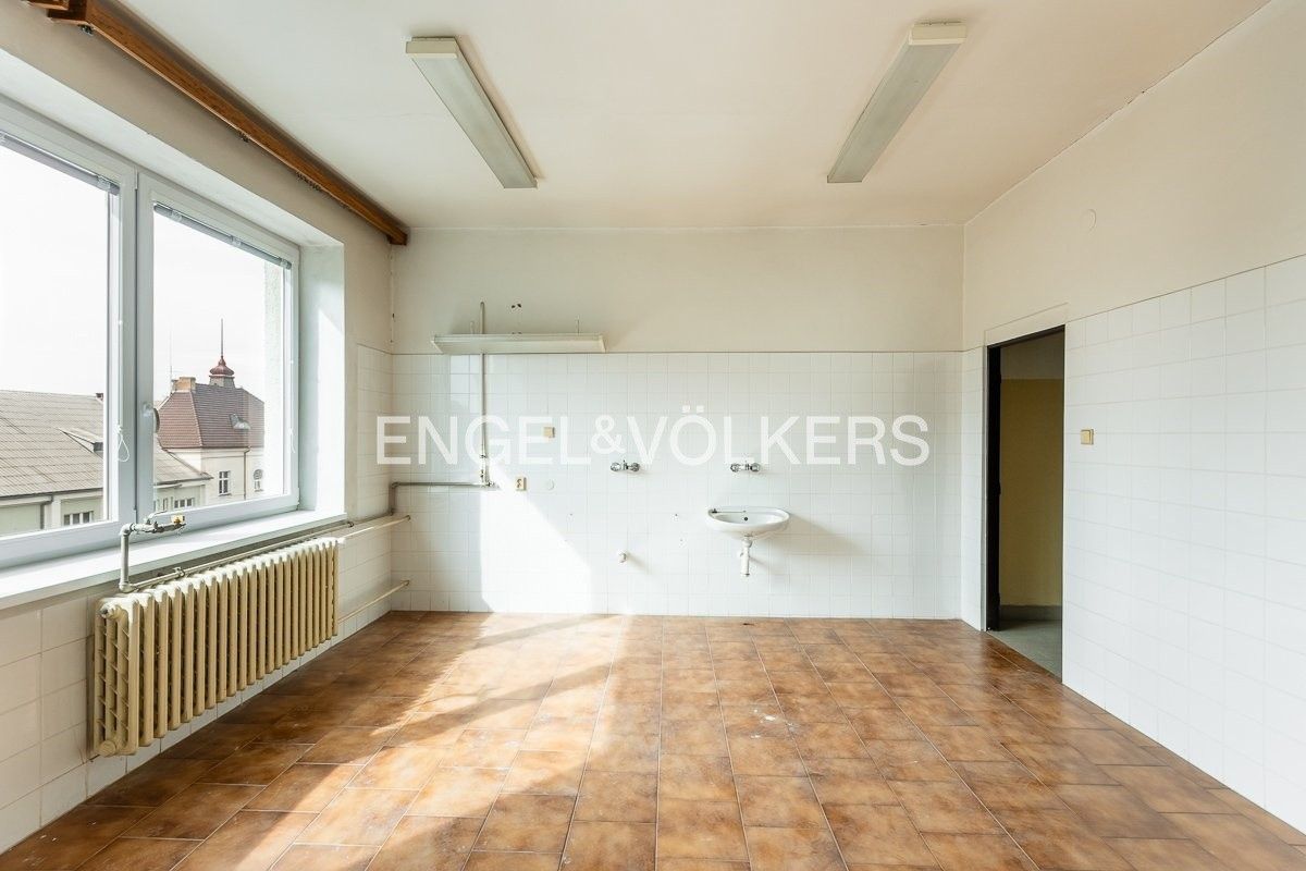 Pronájem kancelář - Dvořákova, Plzeň, 108 m²