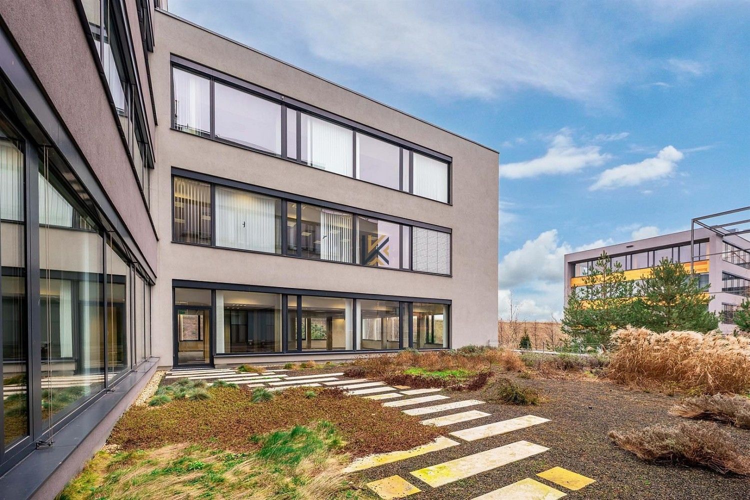 Obchodní prostory · 1 398 m² · Praha - Stodůlky, okres Praha 13, Hlavní město Praha - 3