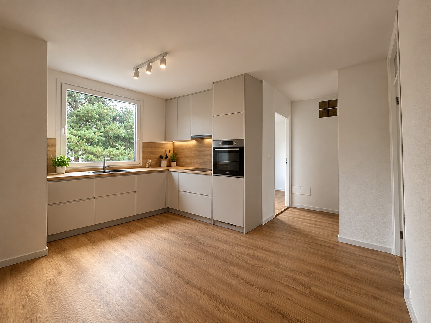 3+1, Regensburg Reinhausen Bayern 93057, 77 m² - 1