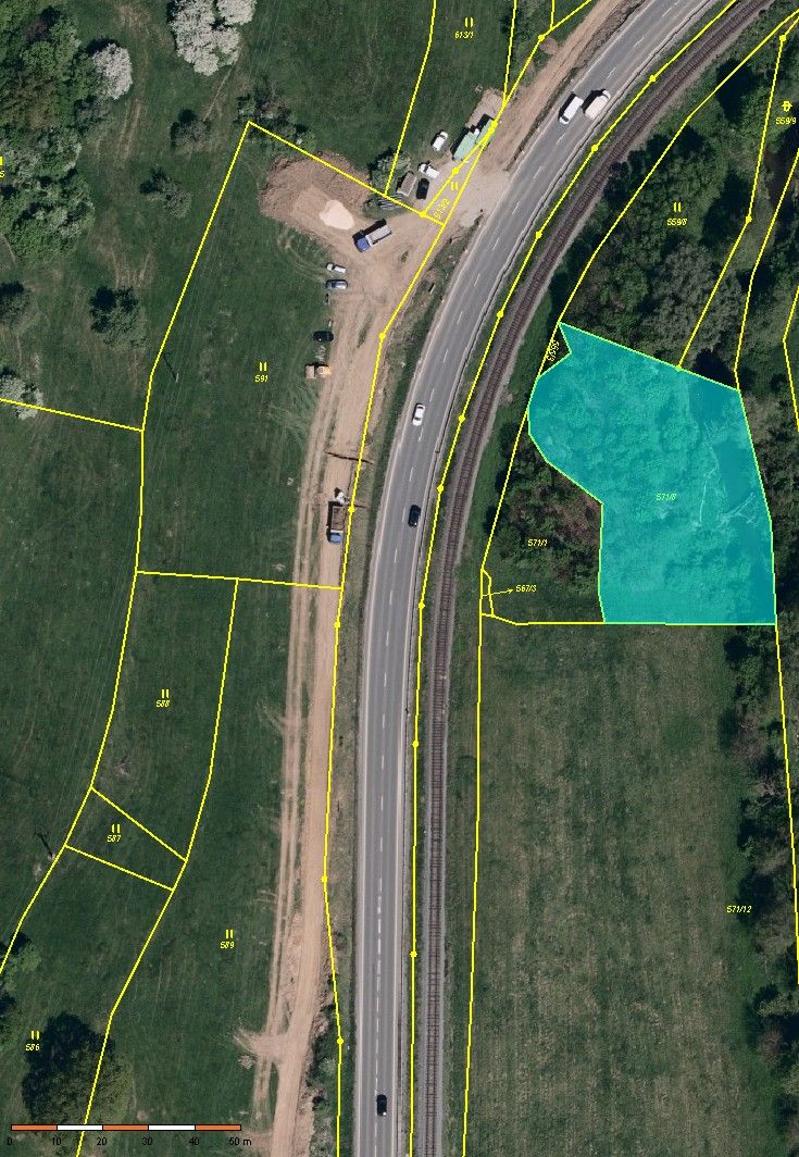 Prodej pozemek pro bydlení - Biskupice u Luhačovic, 763 41