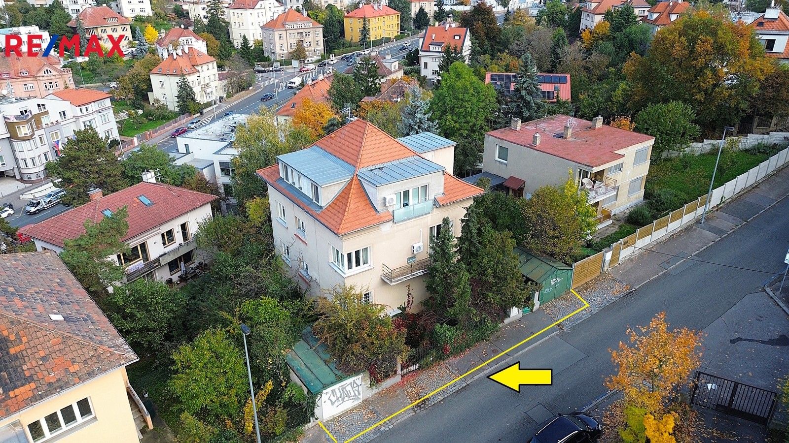 Rodinné domy, Na Truhlářce, Praha, 337 m²