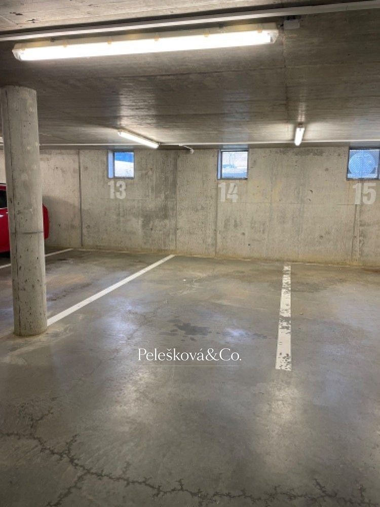 Nemovitost · 19 m² · Praha - Újezd u Průhonic, okres Praha 11, Hlavní město Praha - 4
