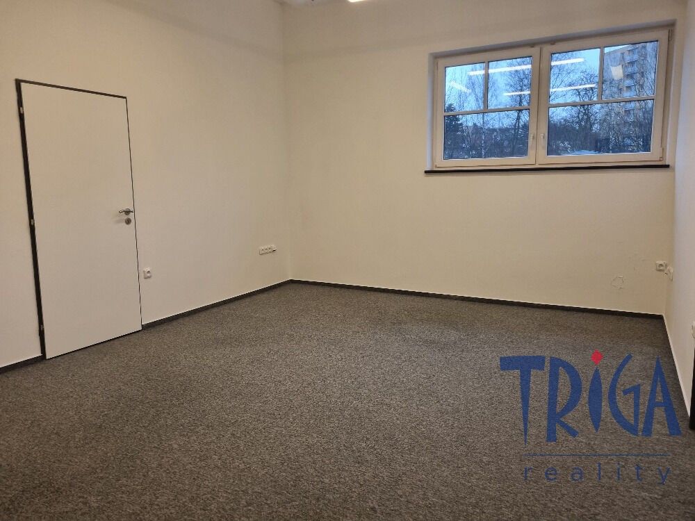 Pronájem kancelář - Polská, Trutnov, 23 m²