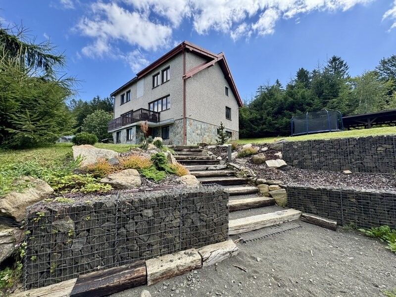 Rodinné domy, Benecko, 512 37