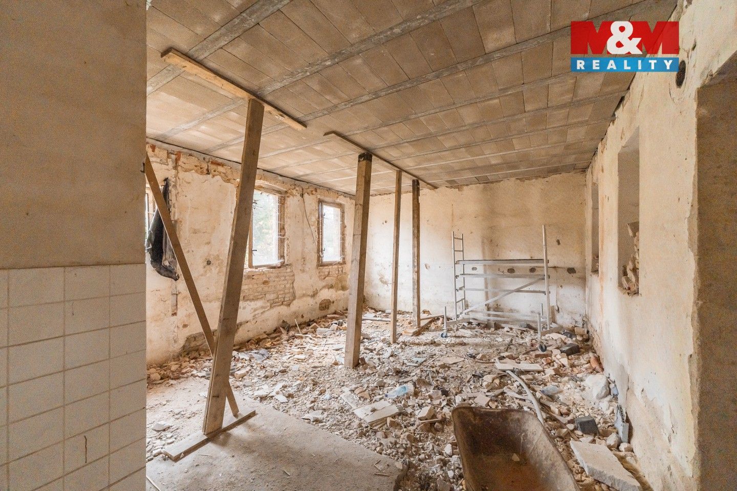 Činžovní dům · 312 m² · Luční, Luby - 4