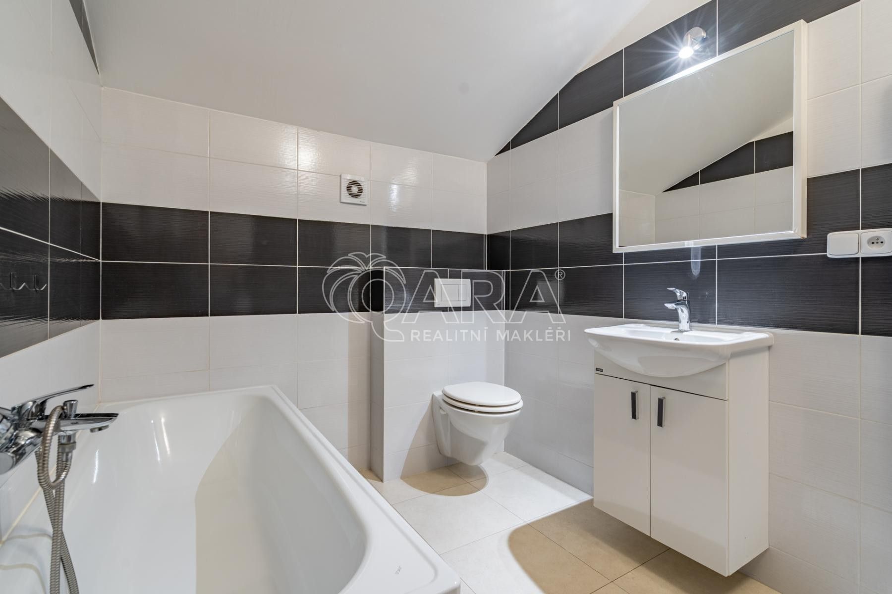 2+kk, Svatopluka Čecha , Beroun Beroun-Závodí, 46 m² - 2