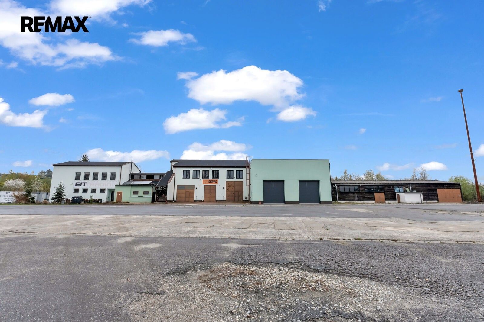 Prodej výrobní prostory - Za tratí 434, Okříšky, 2 224 m² - 2